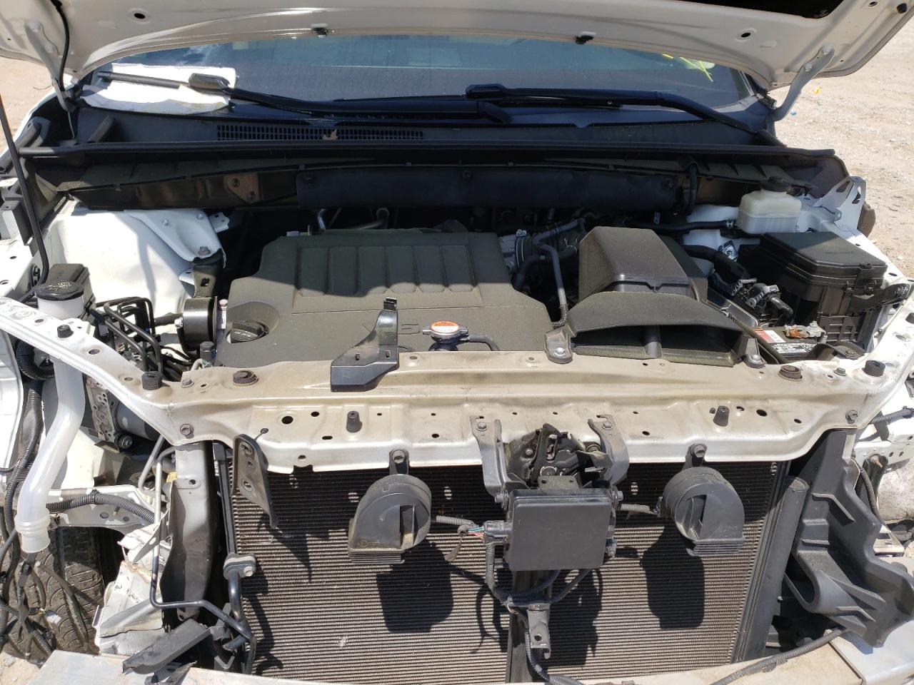 Photo 7 from auction – 2016 TOYOTA HIGHLANDER with VIN 5TDYKRFH4GS126996