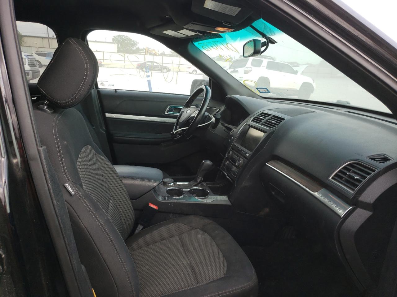 Photo 5 from auction – 2016 FORD EXPLORER X with VIN 1FM5K8D86GGD17678