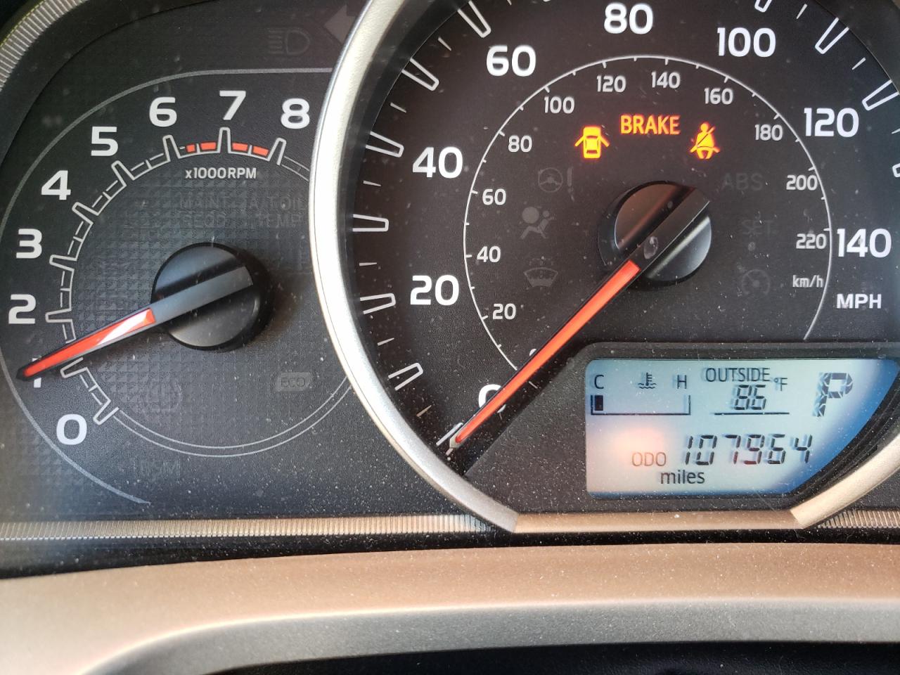 Photo 8 from auction – 2015 TOYOTA RAV4 XLE with VIN 2T3RFREV2FW295363
