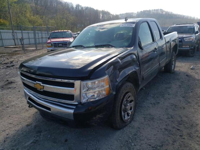 Photo 2 from auction – 2011 CHEVROLET SILVERADO with VIN 1GCRKREA0BZ443822