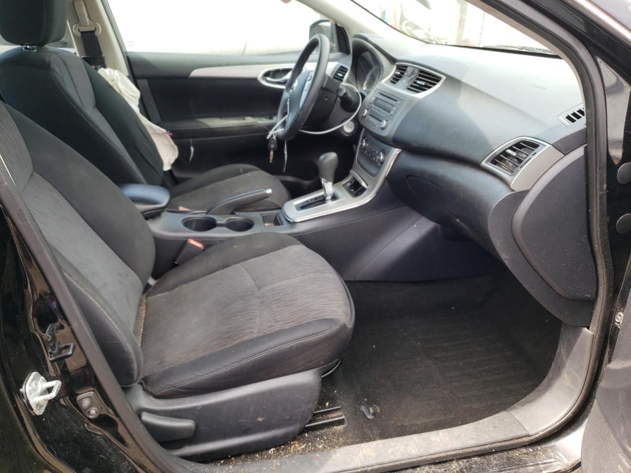 Photo 5 from auction – 2014 NISSAN SENTRA S with VIN 3N1AB7AP1EY309883