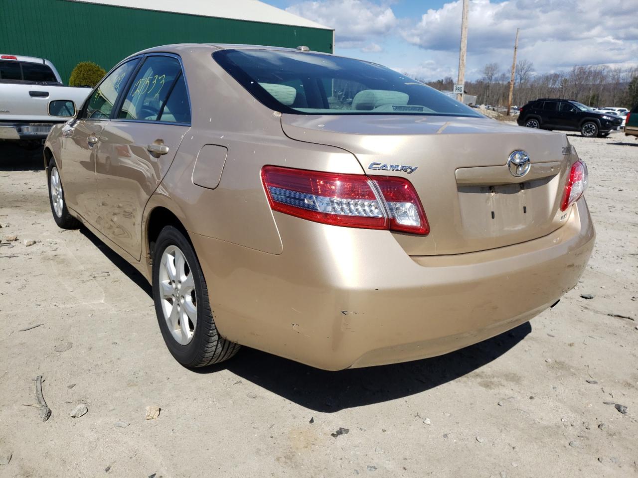 Photo 3 from auction – 2010 TOYOTA CAMRY BASE with VIN 4T1BF3EK8AU515451