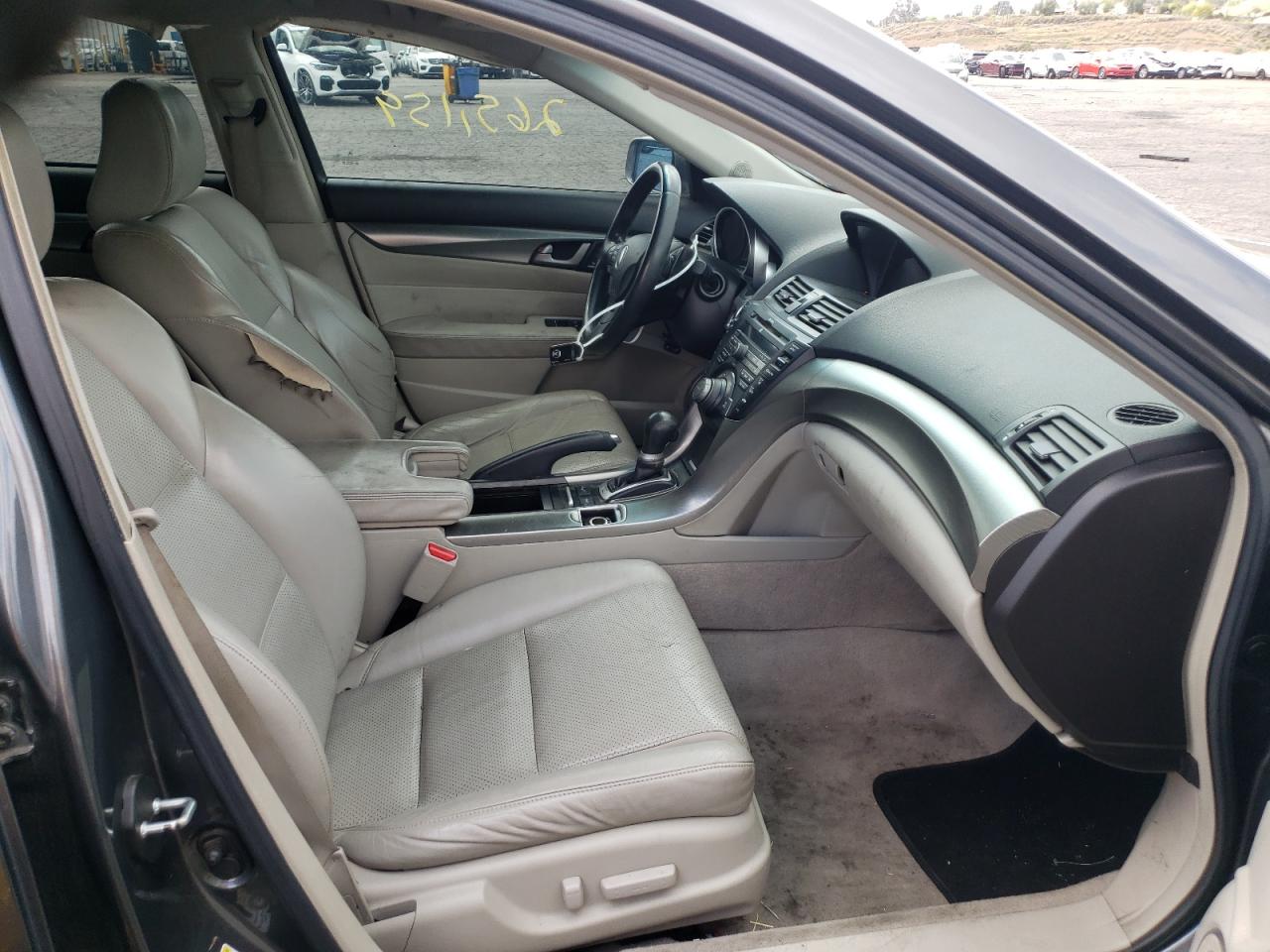 Photo 5 from auction – 2009 ACURA TL with VIN 19UUA86599A010339