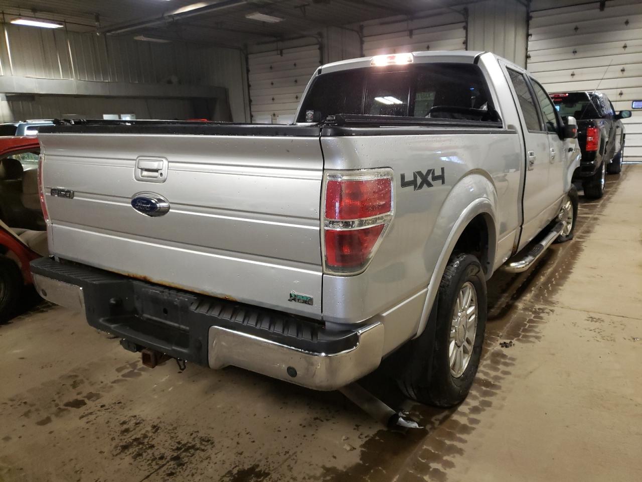 Photo 4 from auction – 2010 FORD F150 SUPER with VIN 1FTFW1EV8AFA35502