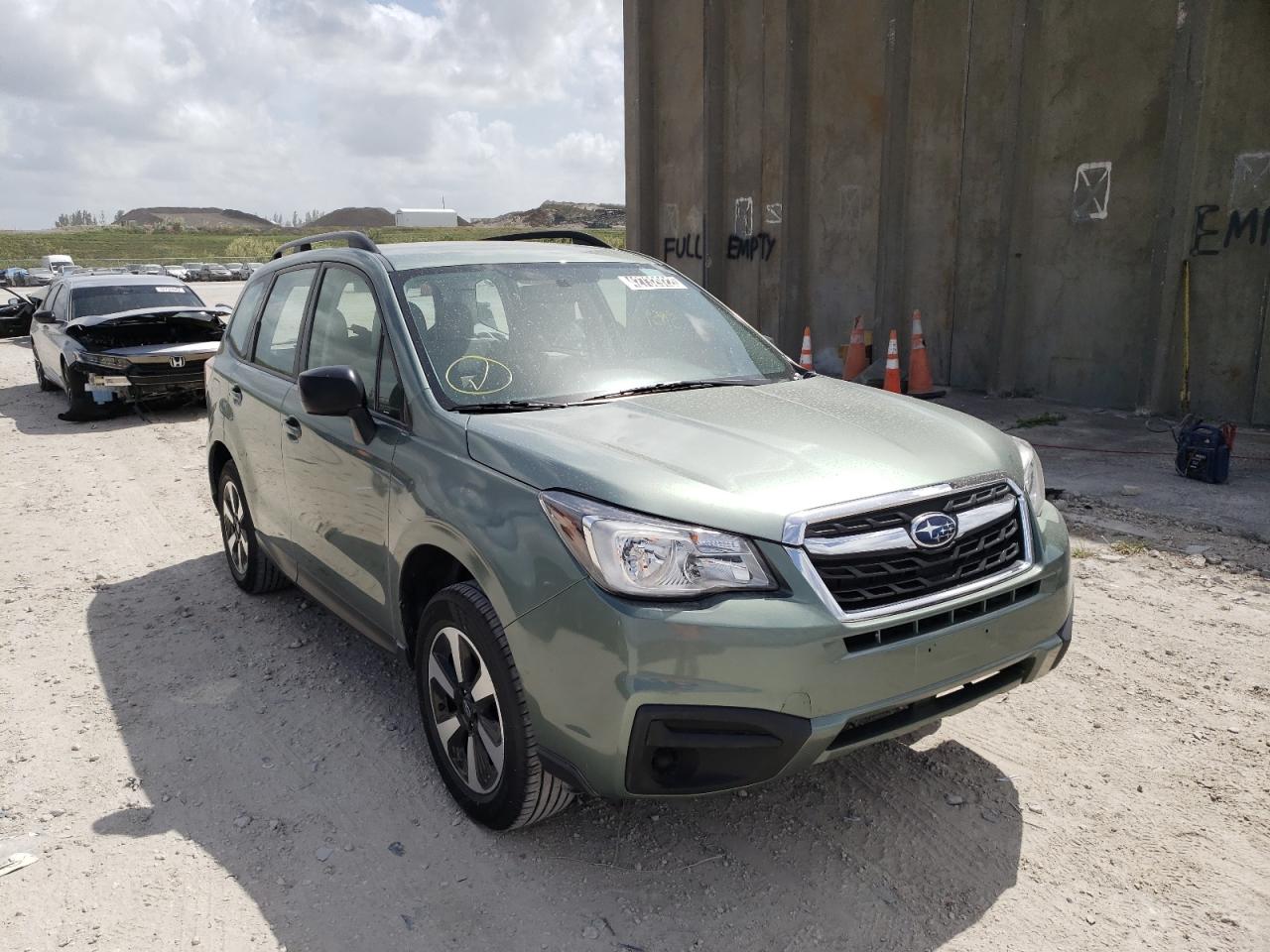 SUBARU FORESTER 2 2017 with VIN JF2SJABC7HH570949 - Photo from auction