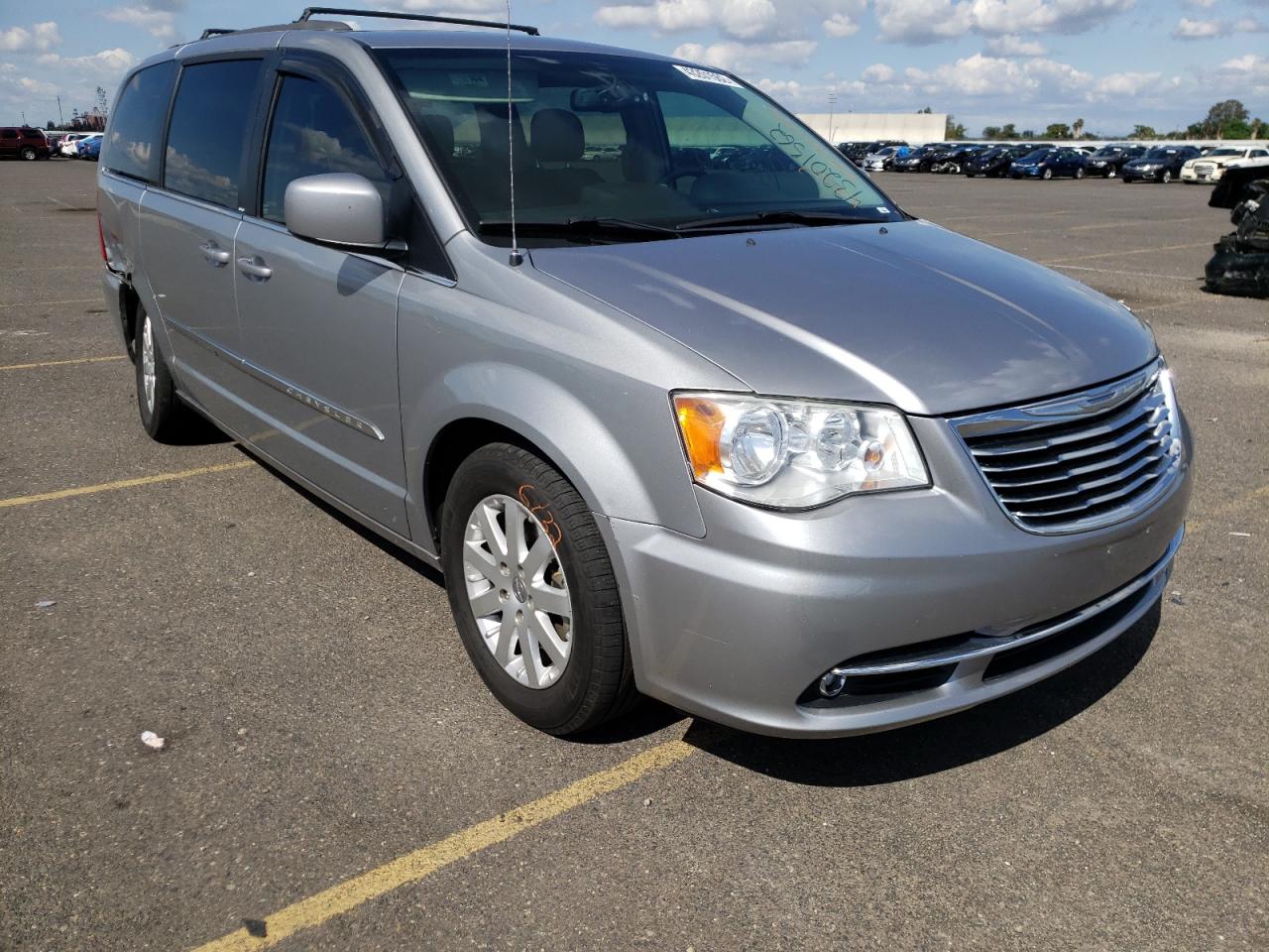 Photo 1 from auction – 2014 CHRYSLER TOWN & COU with VIN 2C4RC1BG7ER295884