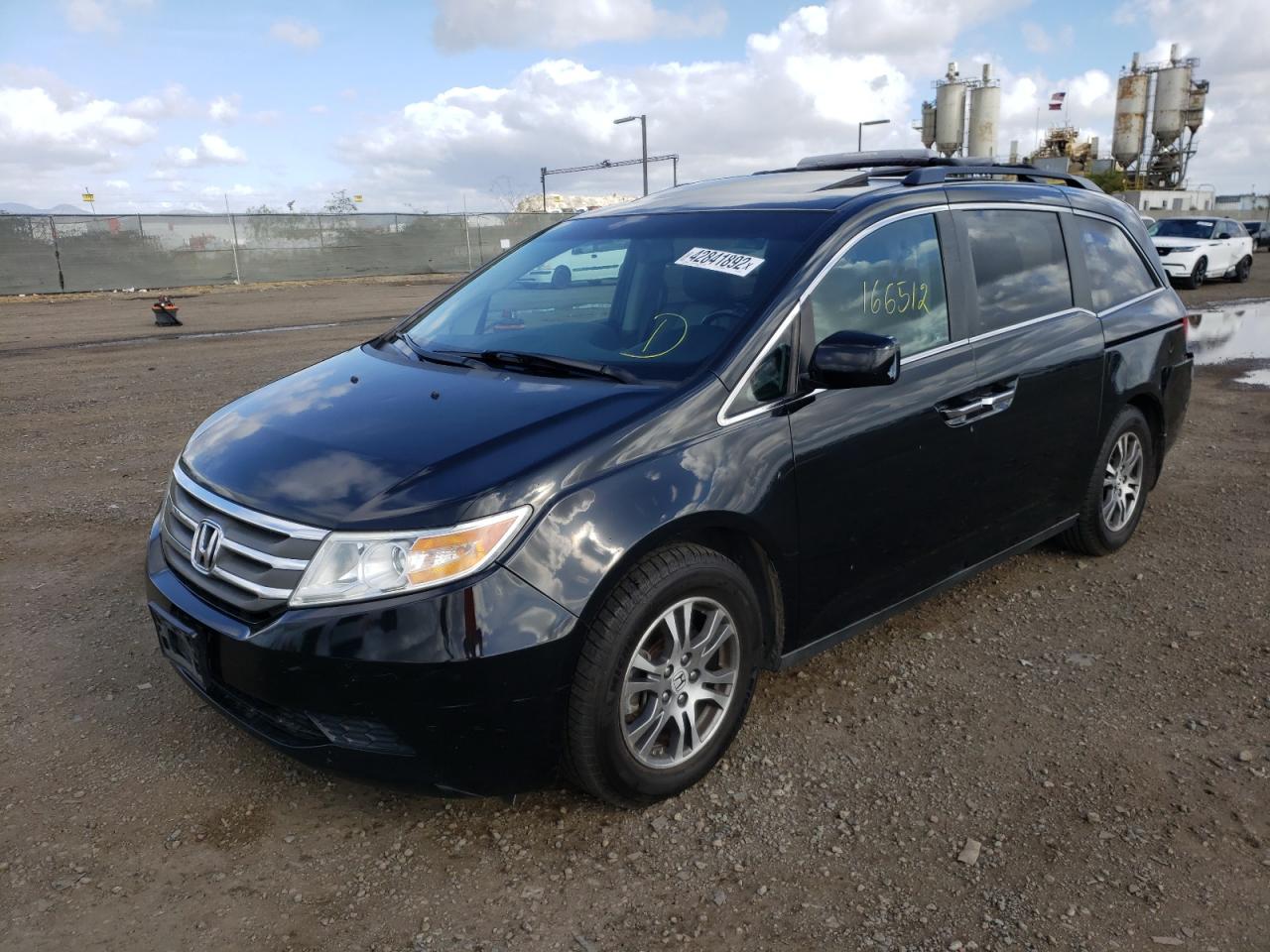 Photo 2 from auction – 2011 HONDA ODYSSEY EX with VIN 5FNRL5H67BB069115
