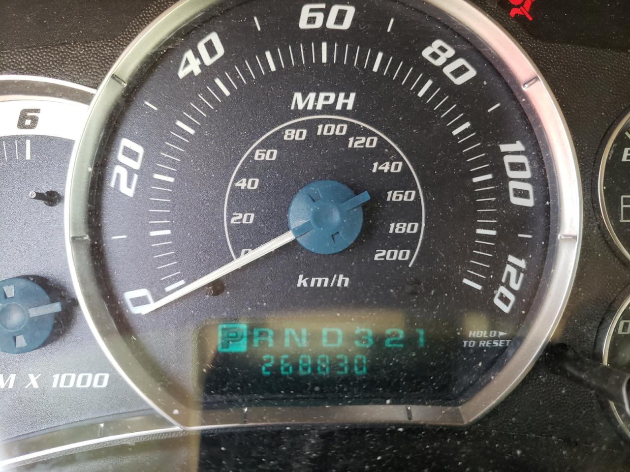 Photo 8 from auction – 2002 CADILLAC ESCALADE L with VIN 1GYEK63N12R196405