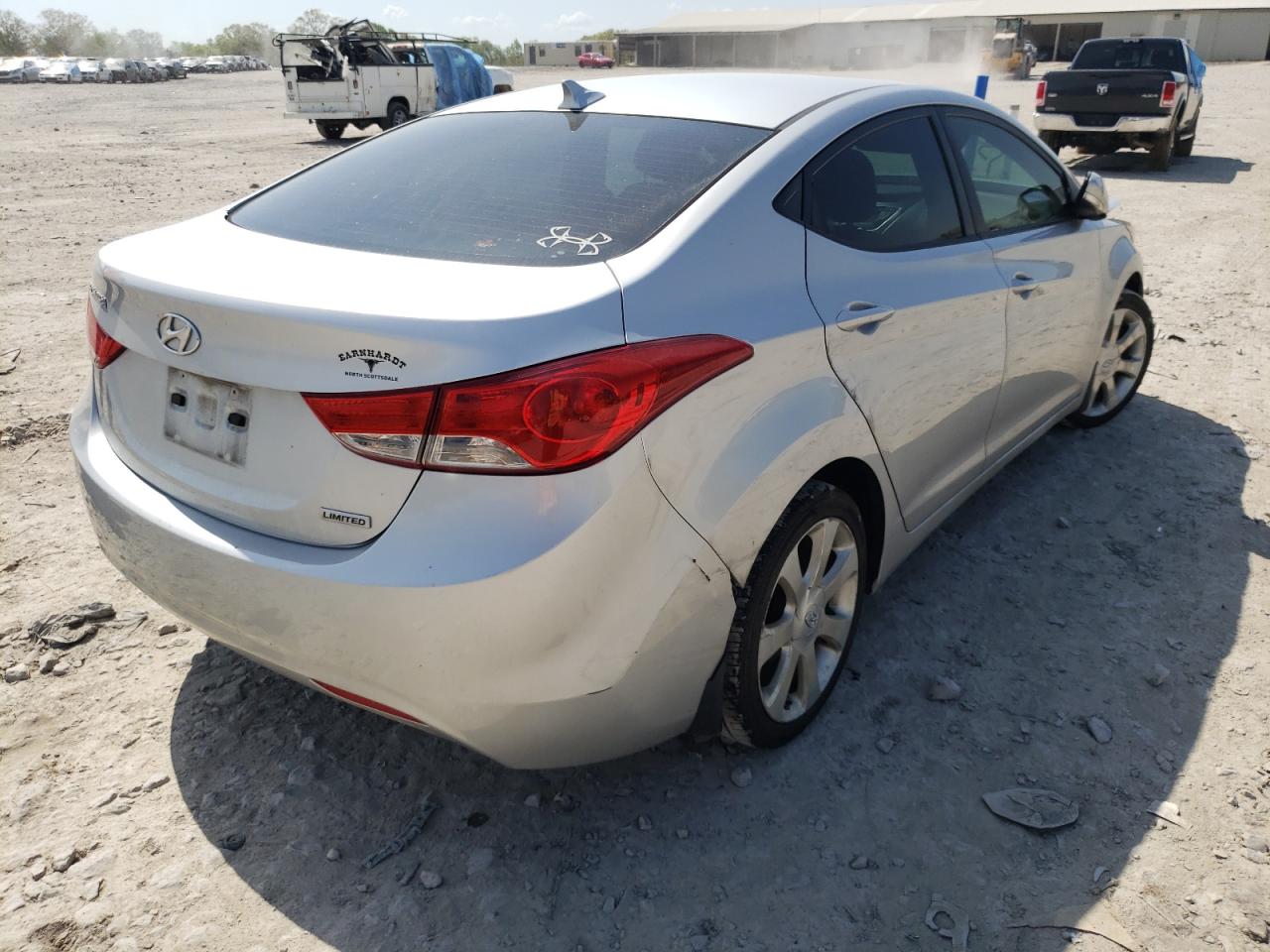 Photo 4 from auction – 2012 HYUNDAI ELANTRA with VIN 5NPDH4AE5CH113705