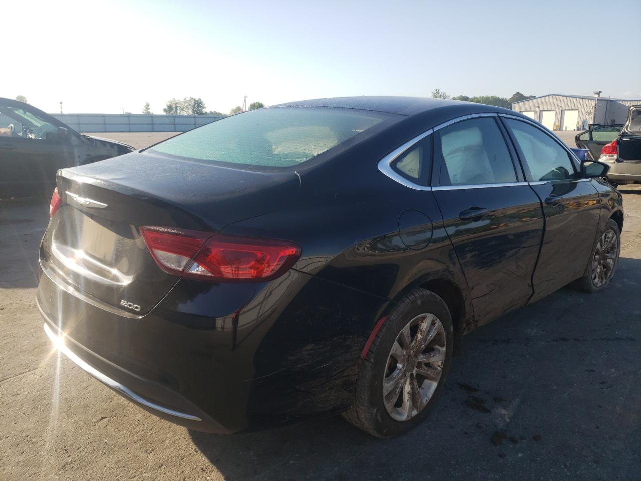 Photo 4 from auction – 2015 CHRYSLER 200 LIMITE with VIN 1C3CCCAB8FN553128
