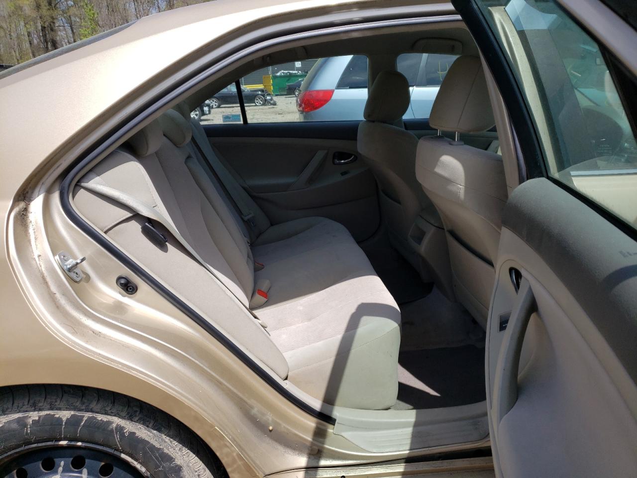 Photo 6 from auction – 2011 TOYOTA CAMRY BASE with VIN 4T1BF3EK3BU202339