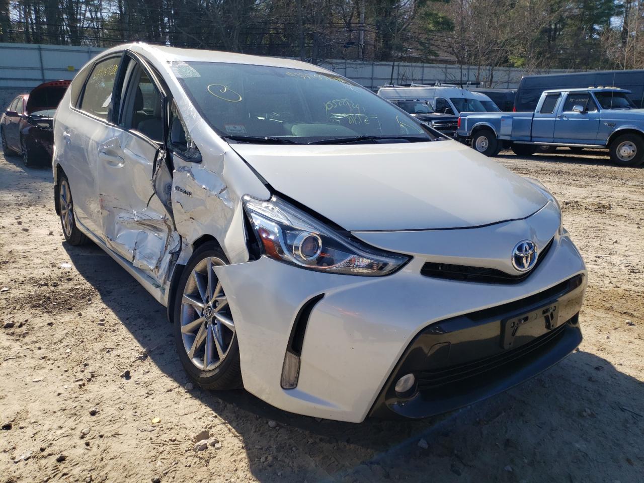 TOYOTA PRIUS V 2017 with VIN JTDZN3EUXHJ072884 - Photo from auction
