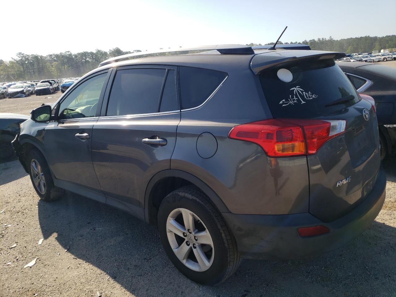 Photo 3 from auction – 2013 TOYOTA RAV4 XLE with VIN JTMWFREV6D5010770