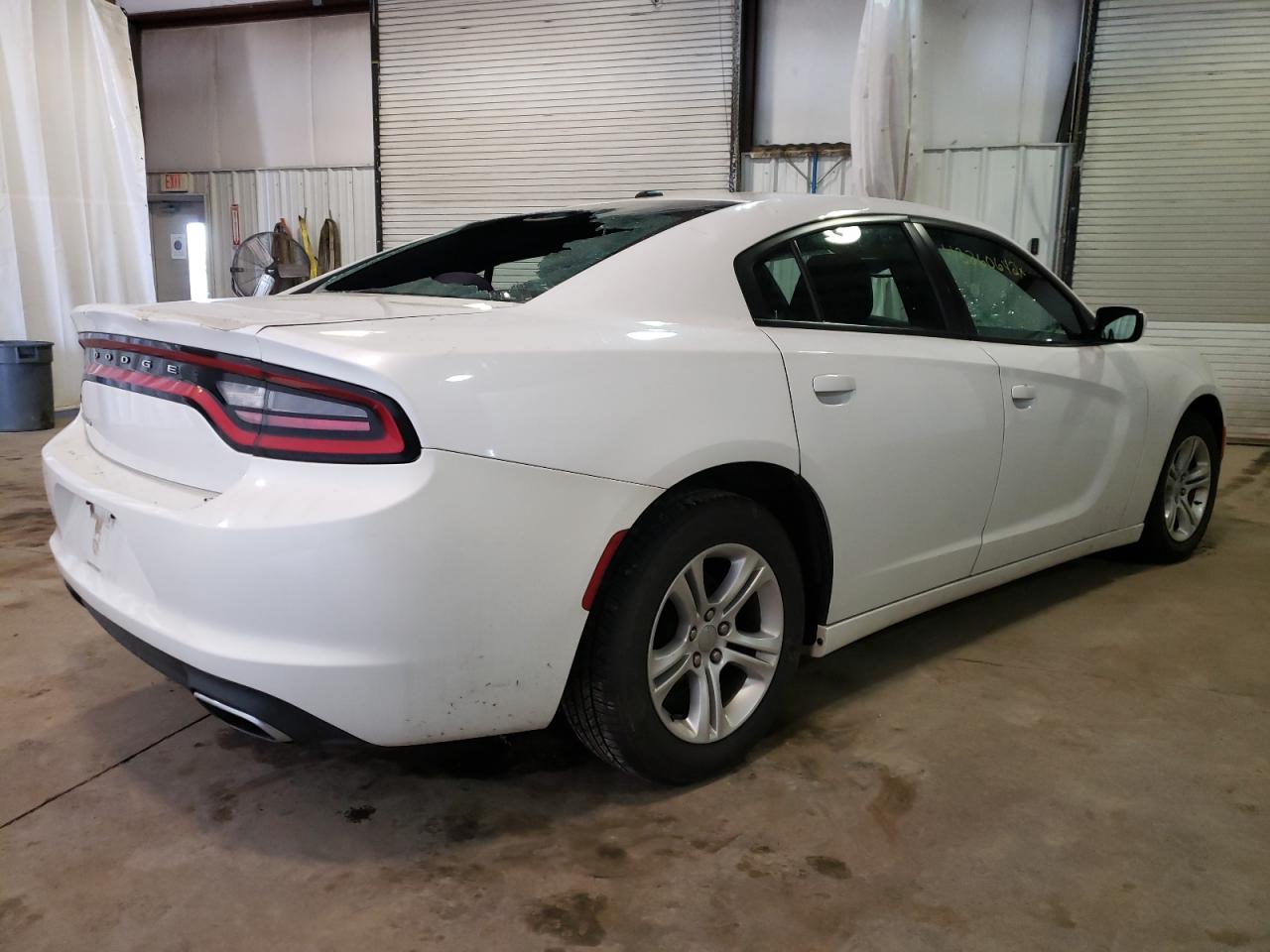 Photo 4 from auction – 2015 DODGE CHARGER SE with VIN 2C3CDXBG2FH835742