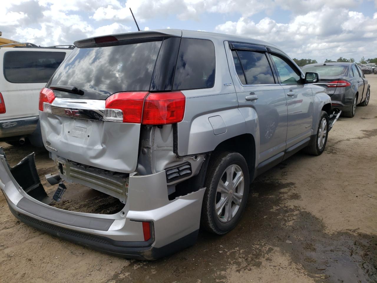 Photo 4 from auction – 2017 GMC TERRAIN SL with VIN 2GKALMEK0H6334470