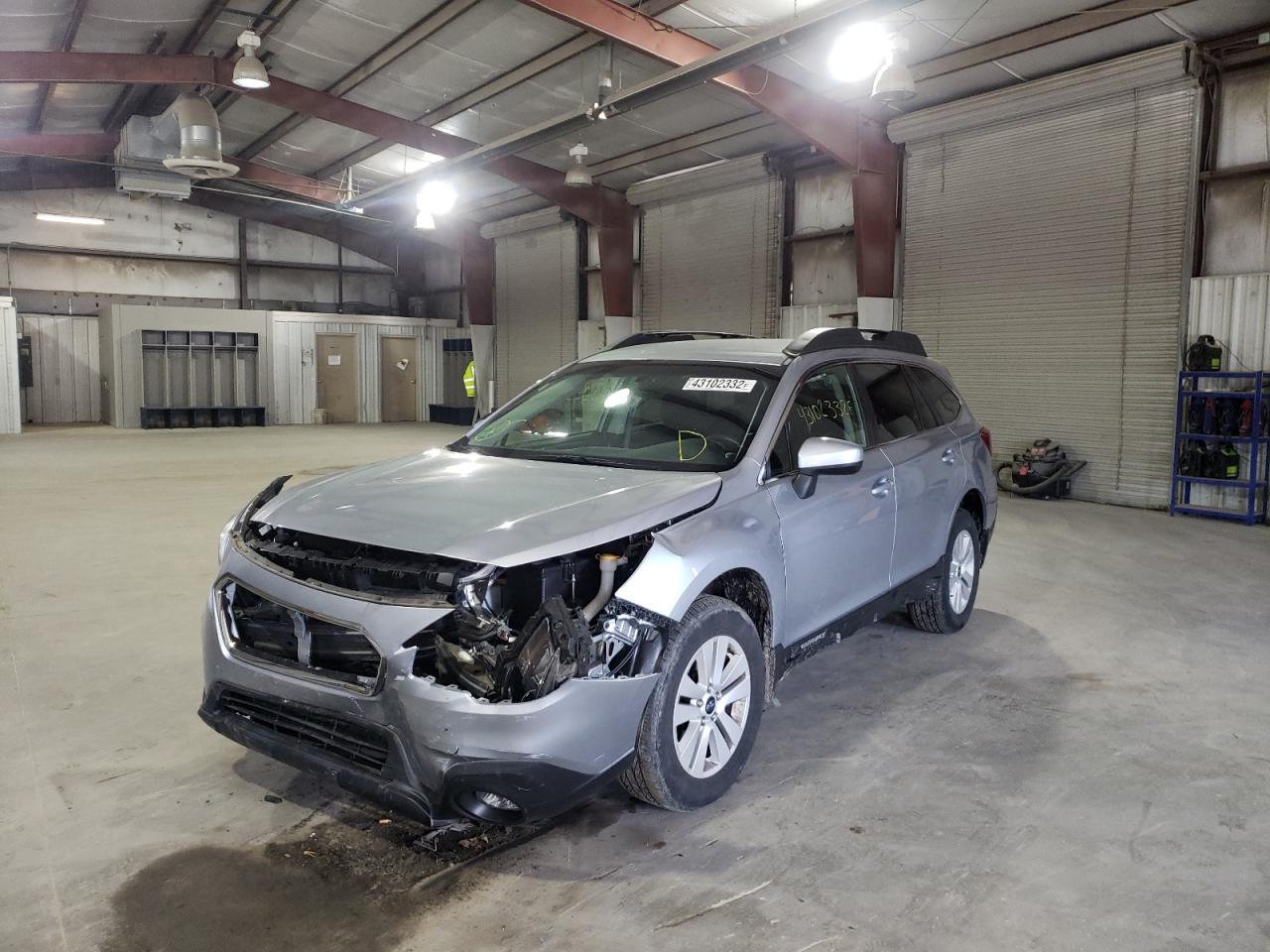 Photo 2 from auction – 2018 SUBARU OUTBACK with VIN 4S4BSACC8J3200974