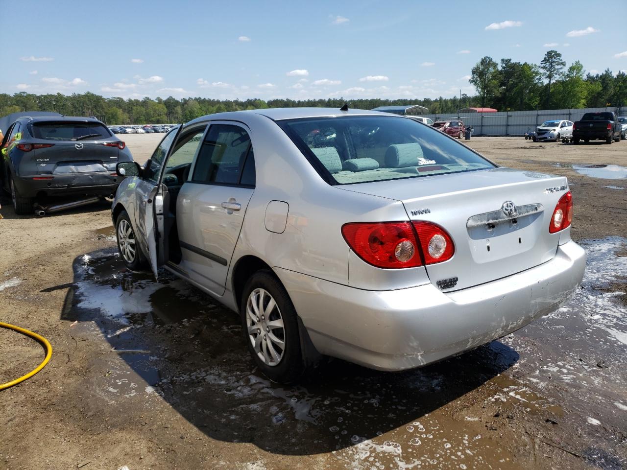 Photo 3 from auction – 2006 TOYOTA COROLLA CE with VIN JTDBR32E060094558