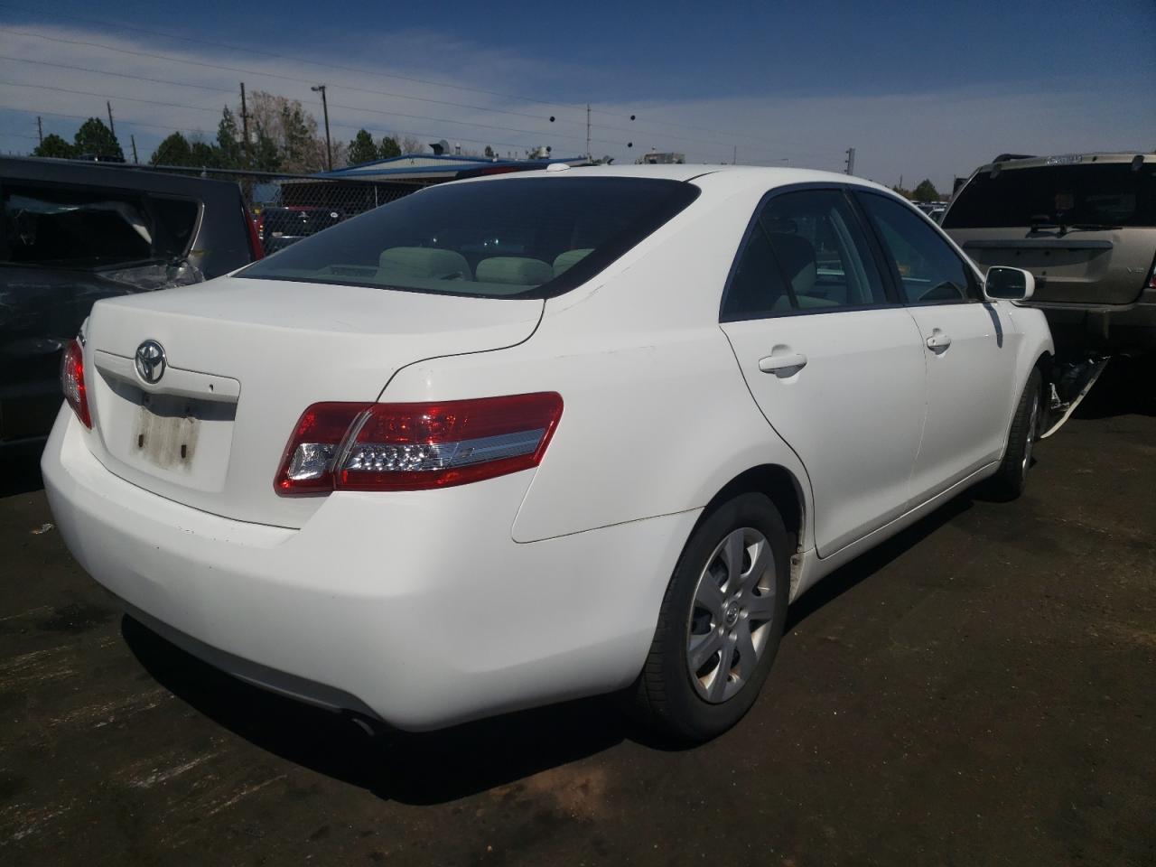 Photo 4 from auction – 2011 TOYOTA CAMRY BASE with VIN 4T1BF3EK9BU755044