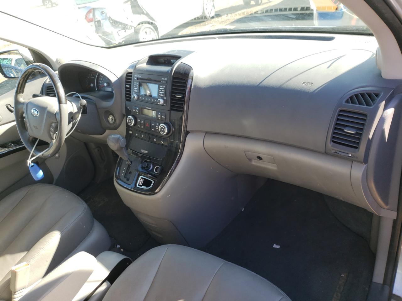 Photo 9 from auction – 2014 KIA SEDONA EX with VIN KNDMH4C78E6564543