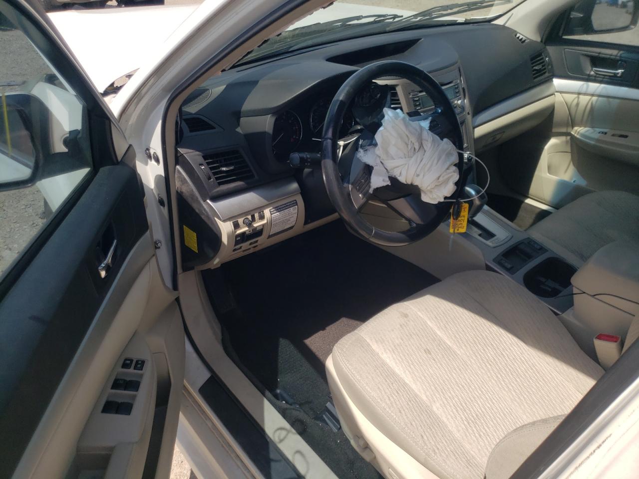 Photo 9 from auction – 2011 SUBARU LEGACY 2.5 with VIN 4S3BMBC61B3263642
