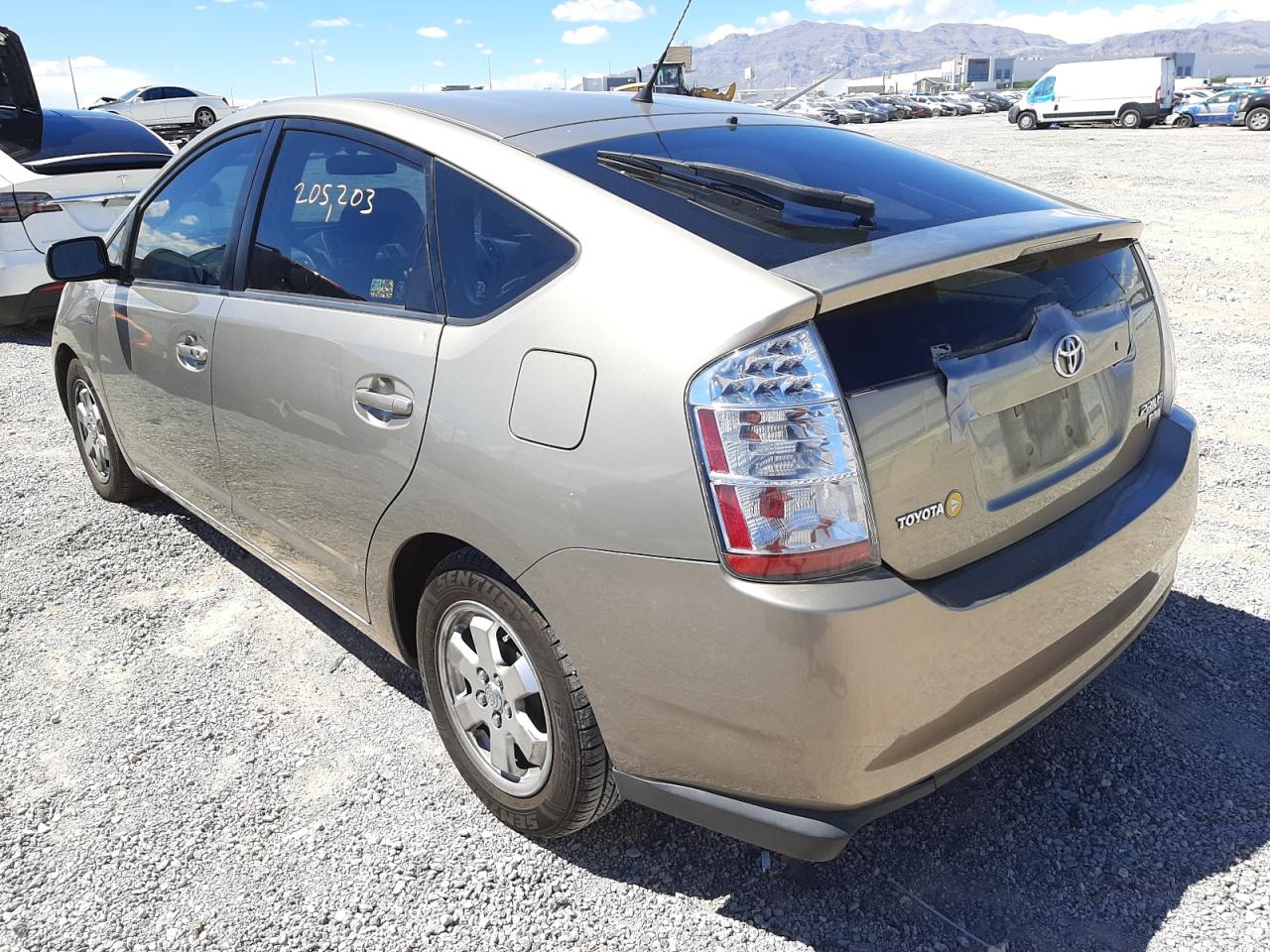 Photo 3 from auction – 2007 TOYOTA PRIUS with VIN JTDKB20U377569041