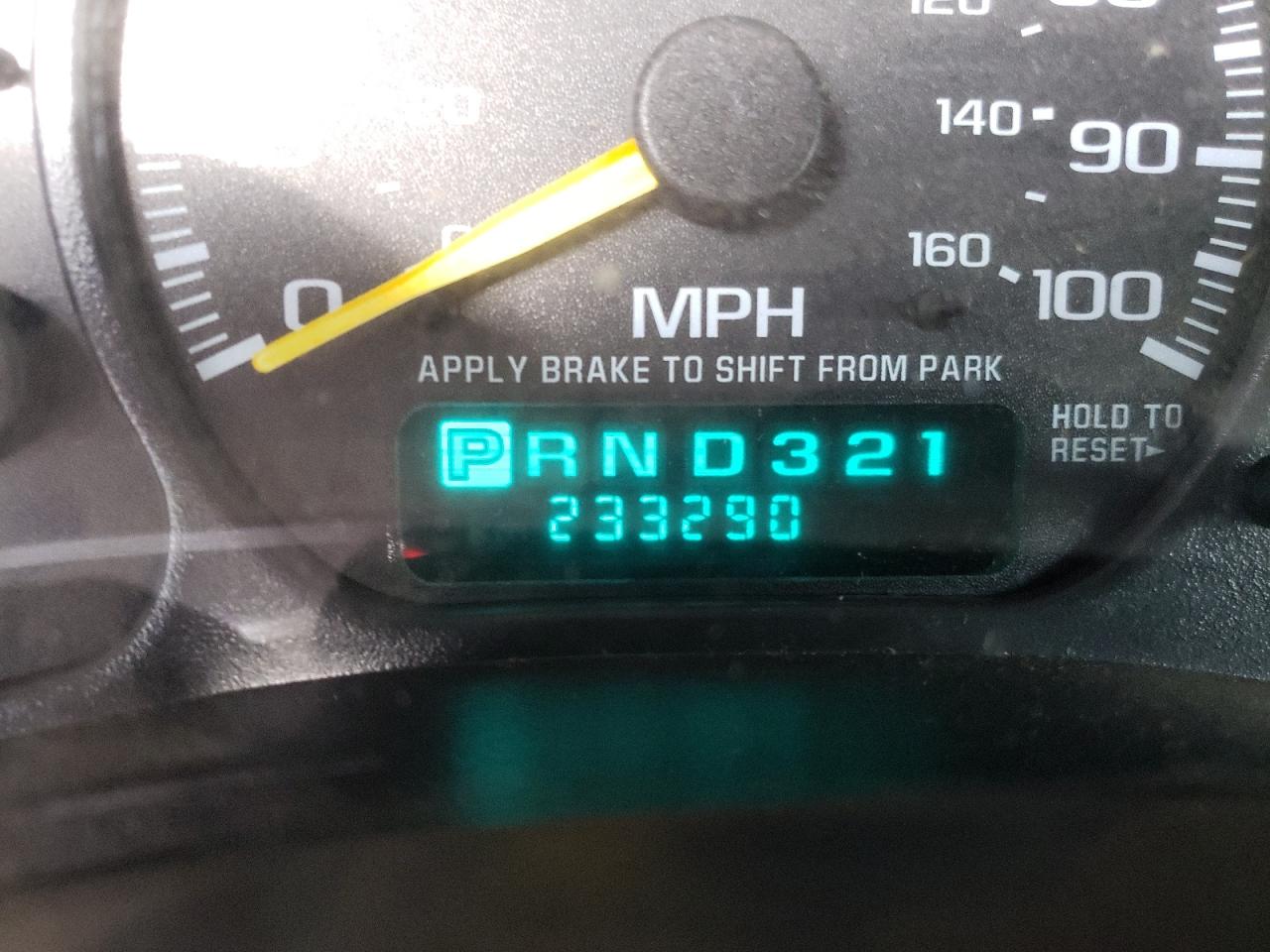 Photo 8 from auction – 2001 GMC NEW SIERRA with VIN 2GTEK19V811300654