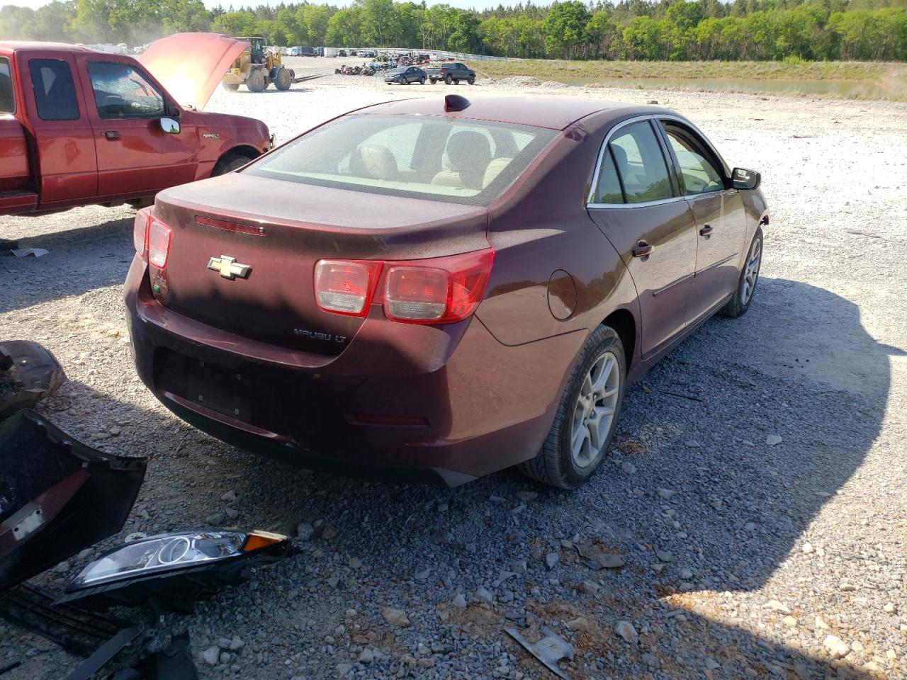 Photo 4 from auction – 2015 CHEVROLET MALIBU 1LT with VIN 1G11C5SL0FF169045