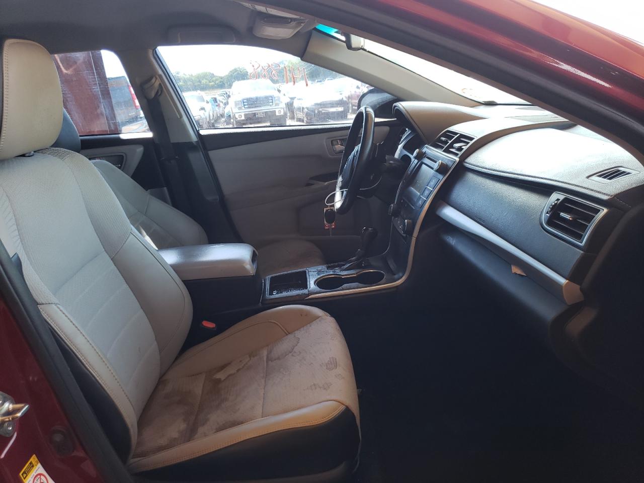 Photo 5 from auction – 2016 TOYOTA CAMRY LE with VIN 4T1BF1FK6GU507361