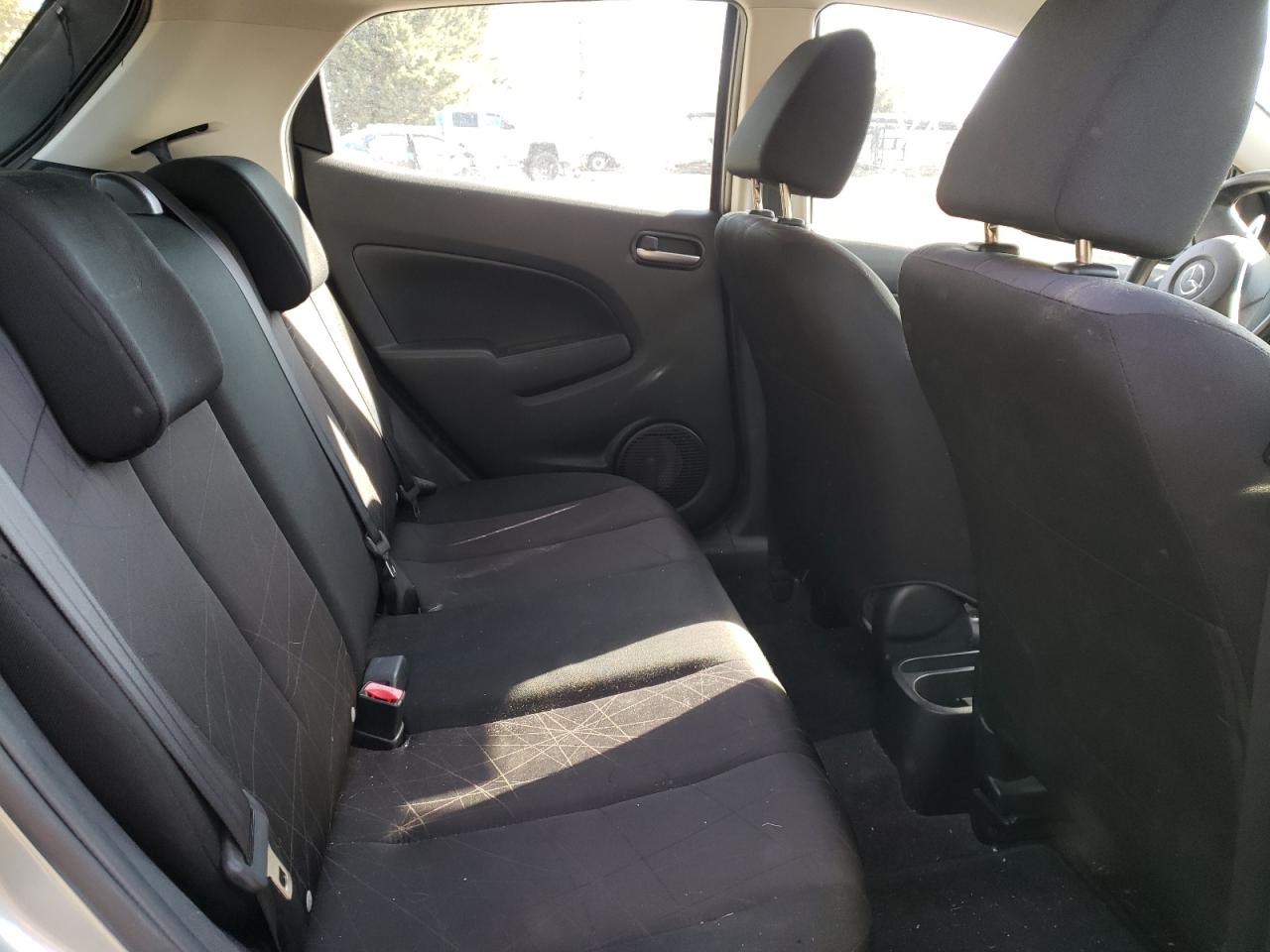 Photo 6 from auction – 2013 MAZDA MAZDA2 with VIN JM1DE1KY1D0159630