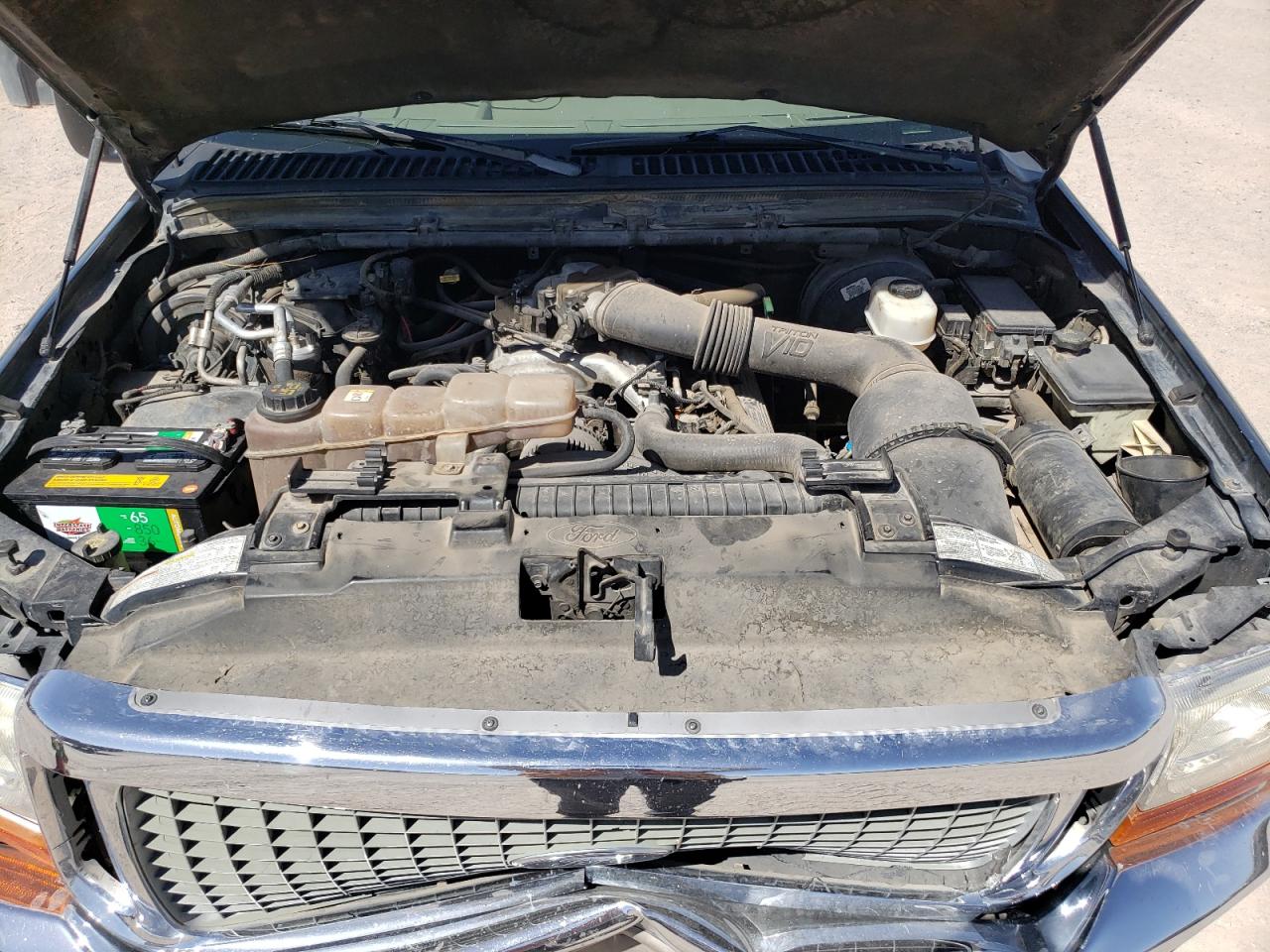 Photo 7 from auction – 2000 FORD EXCURSION with VIN 1FMNU42S1YEB17273