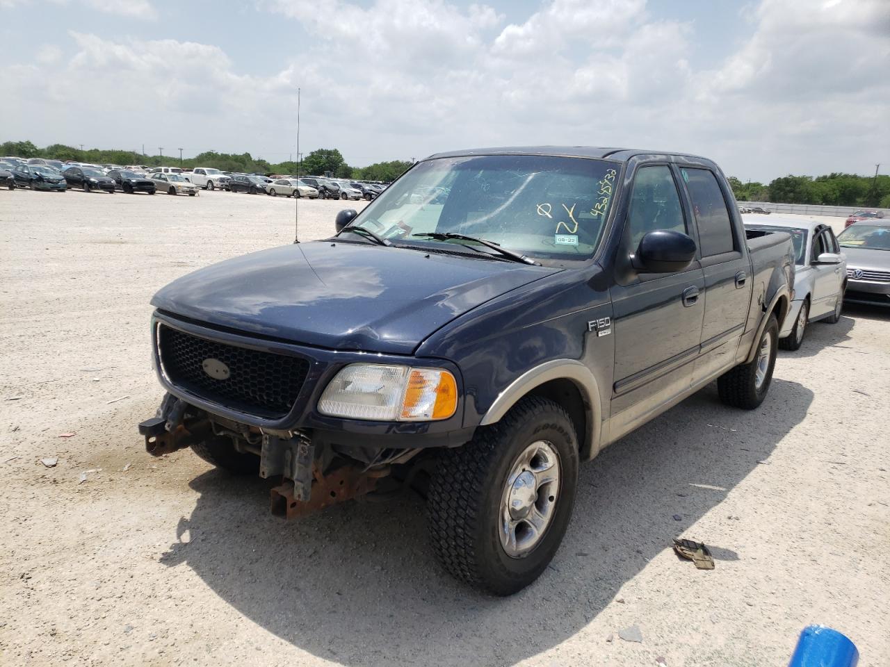 Photo 2 from auction – 2001 FORD F150 SUPER with VIN 1FTRW07L61KC00392