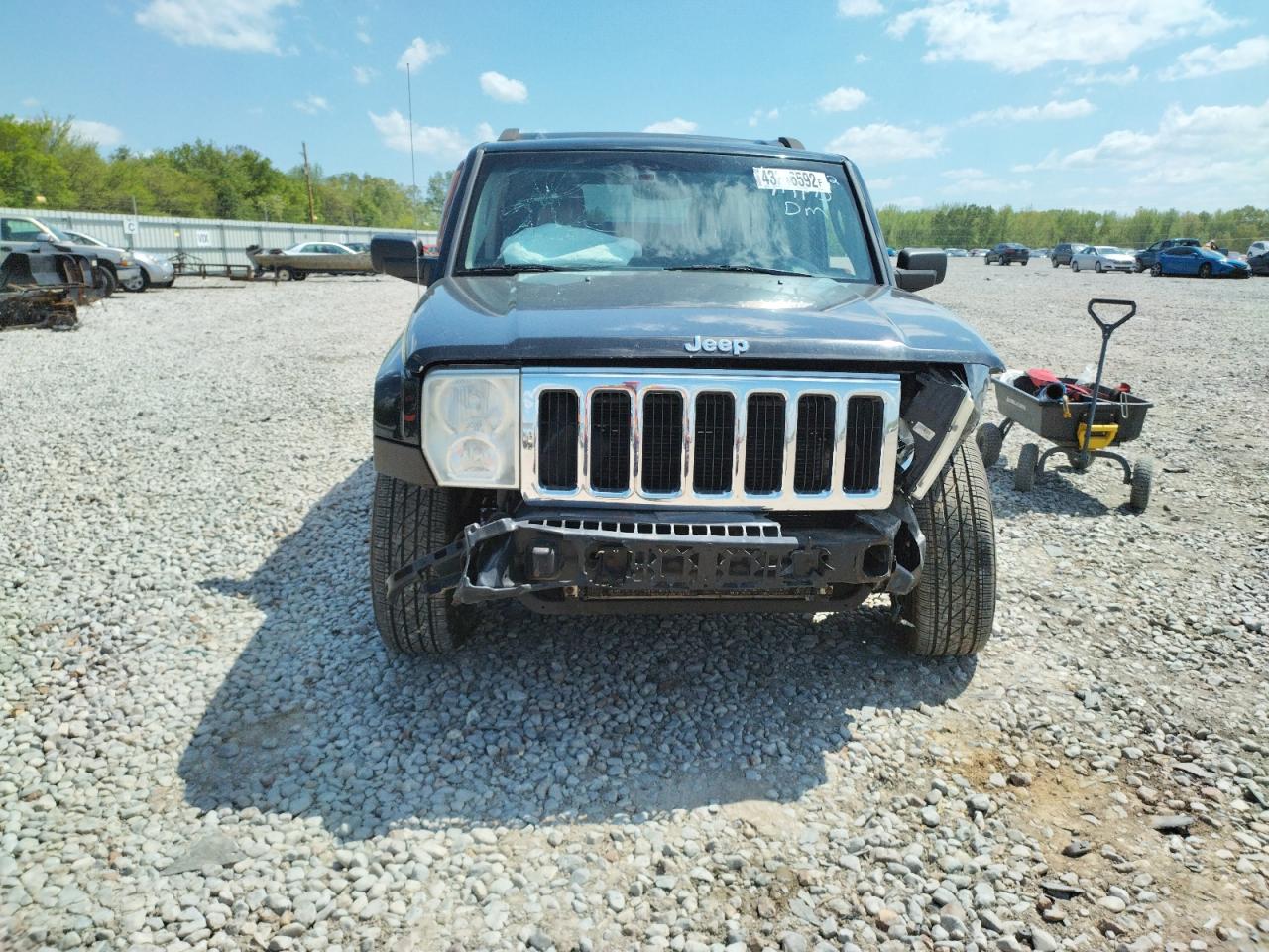 Photo 9 from auction – 2007 JEEP COMMANDER with VIN 1J8HG58277C573836