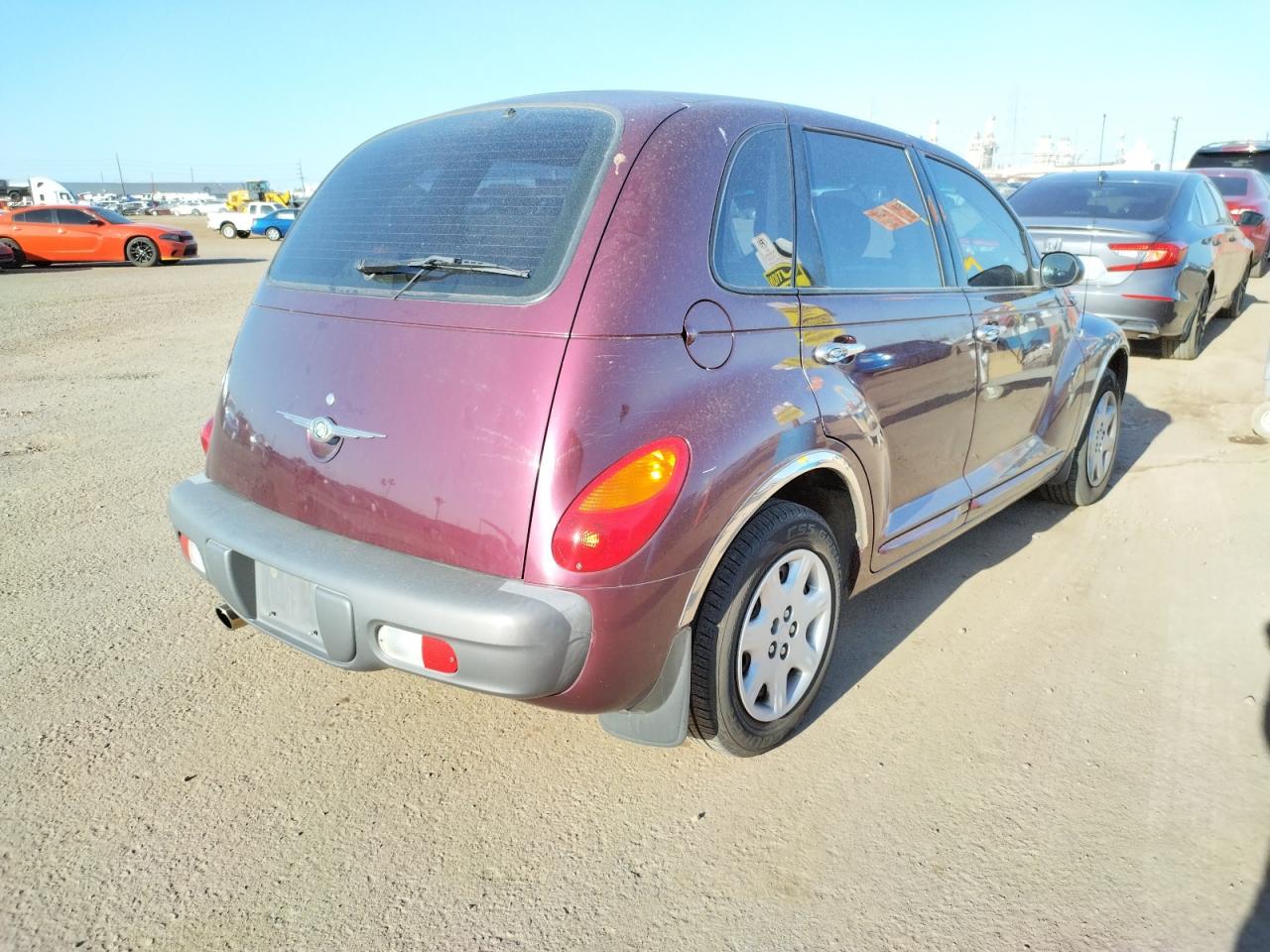 Photo 4 from auction – 2002 CHRYSLER PT CRUISER with VIN 3C4FY48B32T286481