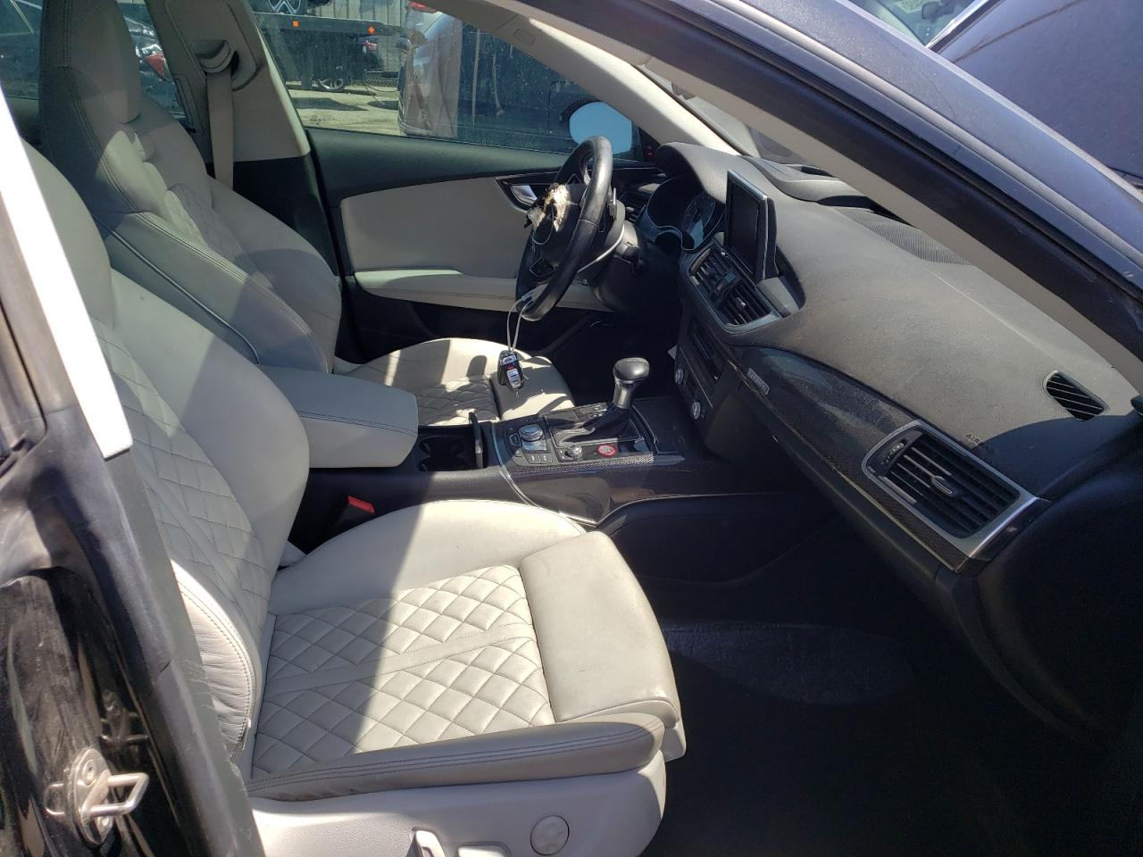 Photo 5 from auction – 2014 AUDI S7 PREMIUM with VIN WAUW2AFC4EN051360