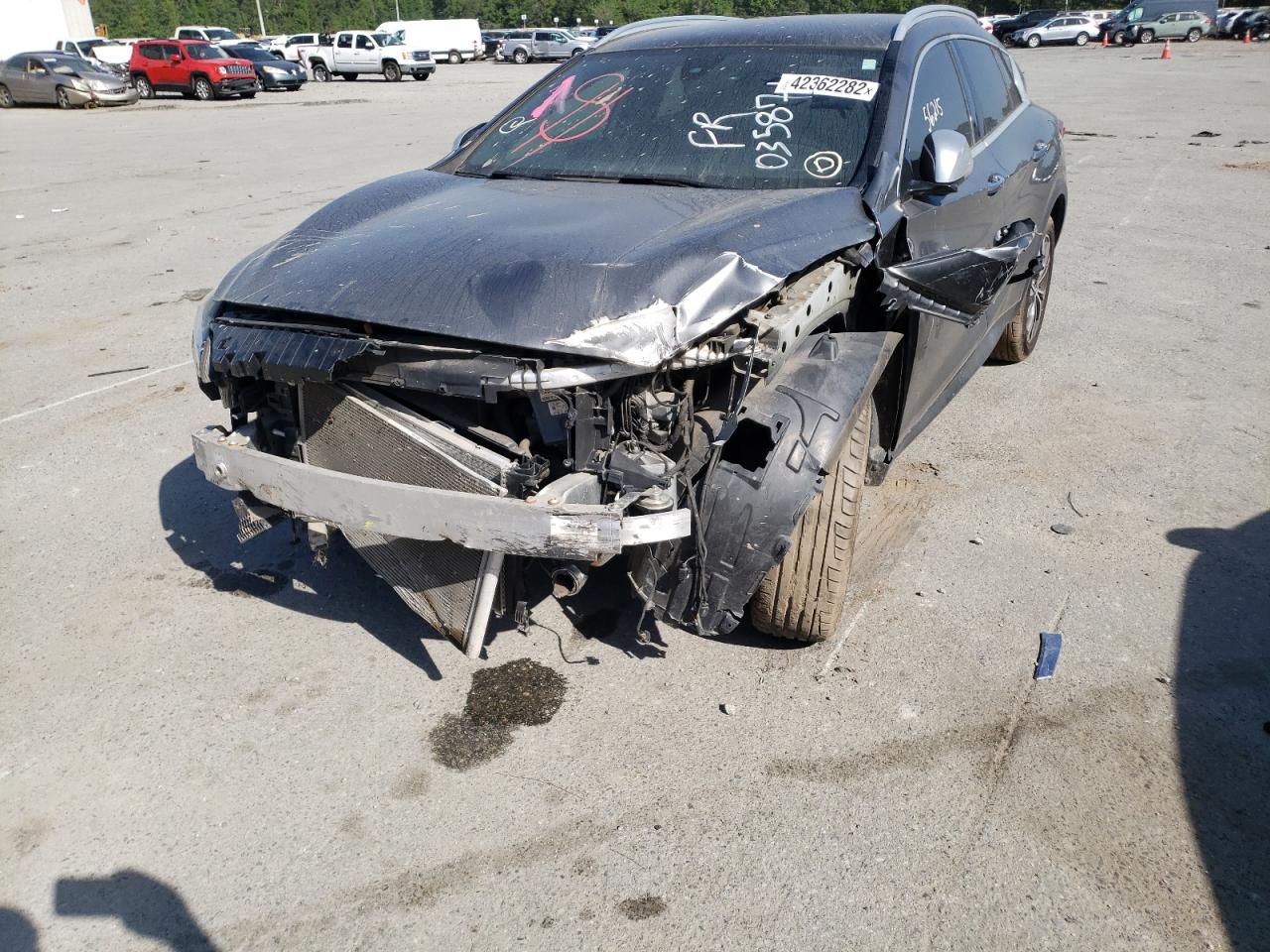 Photo 9 from auction – 2017 INFINITI QX30 BASE with VIN SJKCH5CR8HA035871