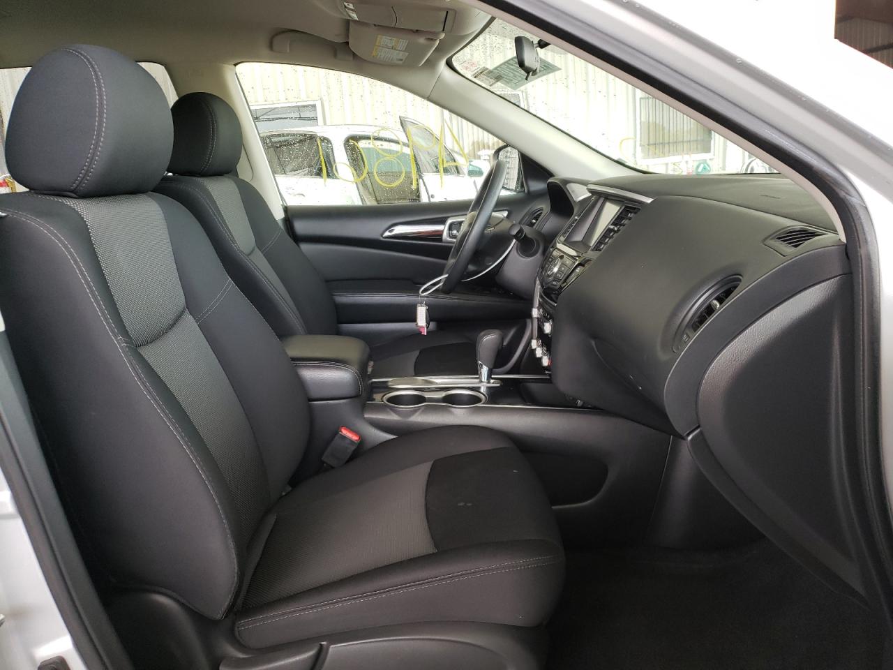 Photo 5 from auction – 2018 NISSAN PATHFINDER with VIN 5N1DR2MN1JC606847