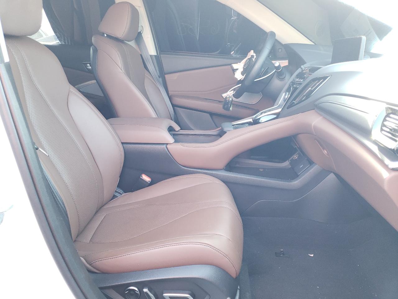 Photo 5 from auction – 2021 ACURA RDX TECHNO with VIN 5J8TC2H52ML037704