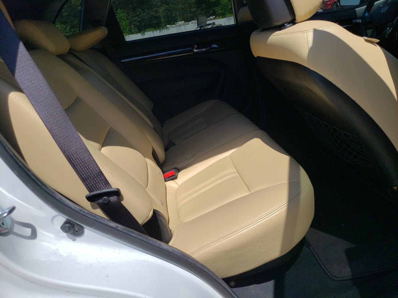 Photo 6 from auction – 2012 KIA SORENTO BA with VIN 5XYKT4A25CG226590