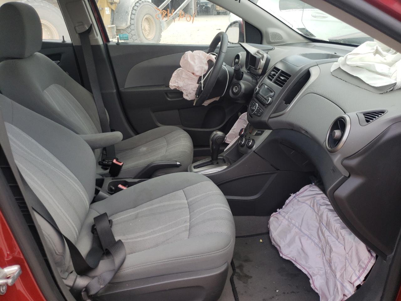 Photo 5 from auction – 2012 CHEVROLET SONIC LT with VIN 1G1JC5SH3C4166305