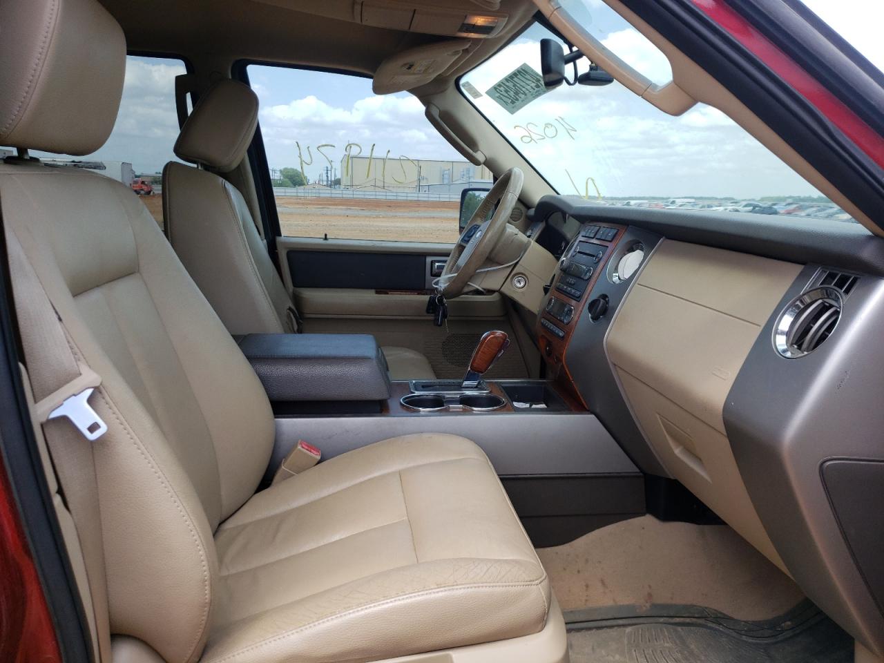 Photo 5 from auction – 2008 FORD EXPEDITION with VIN 1FMFU17558LA34026