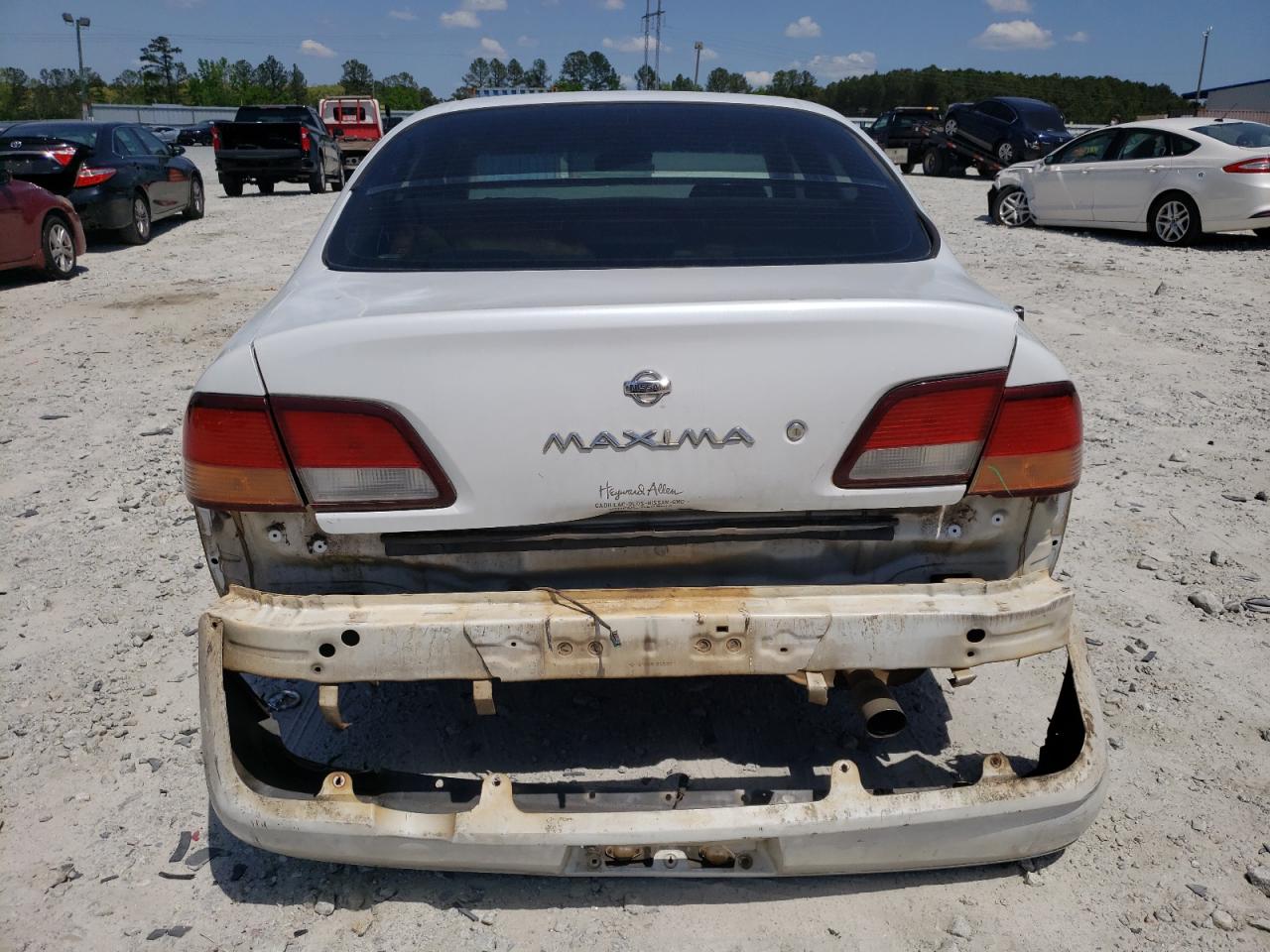 Photo 9 from auction – 1998 NISSAN MAXIMA GLE with VIN JN1CA21D9WM928398