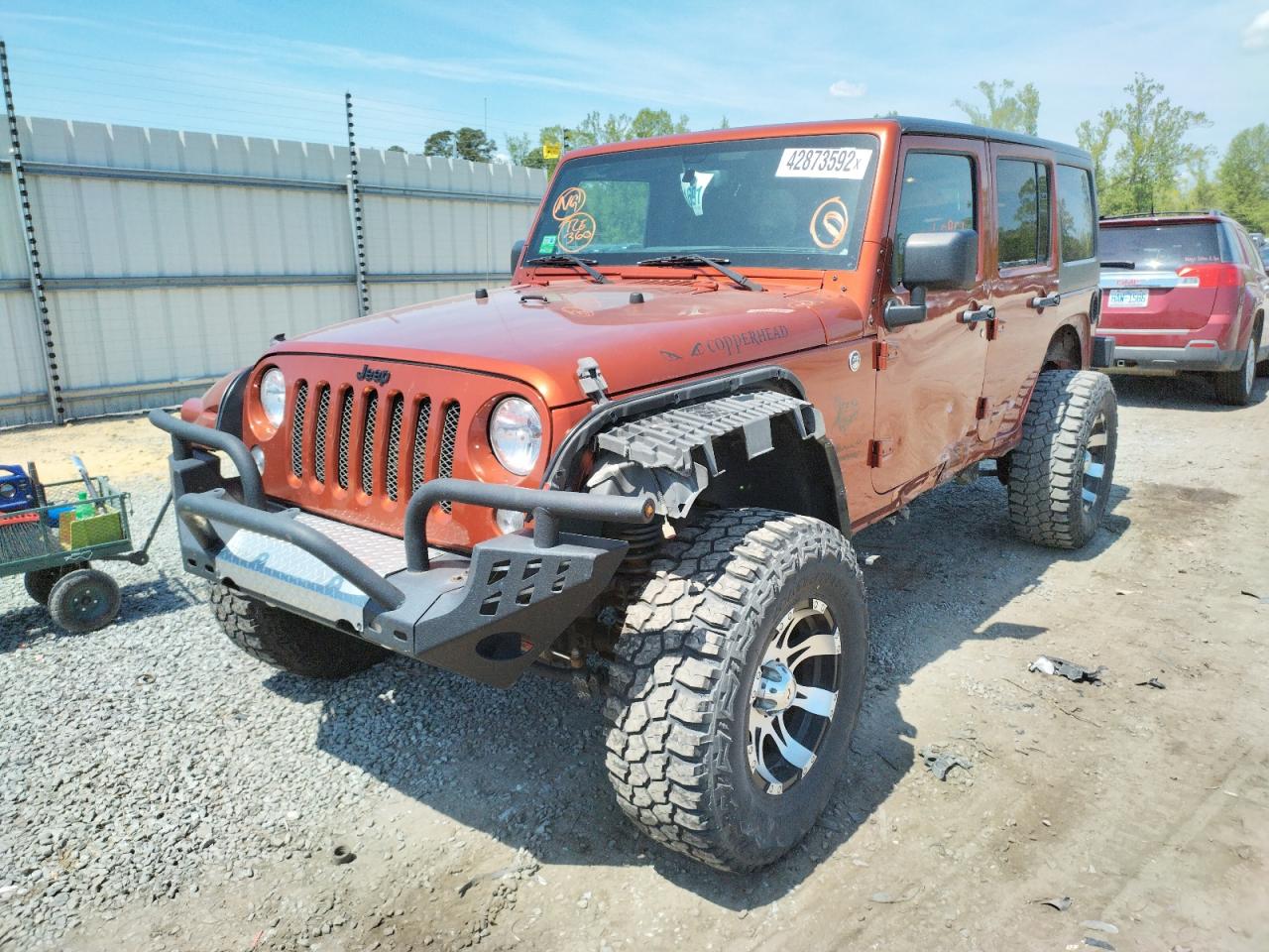 Photo 9 from auction – 2014 JEEP WRANGLER U with VIN 1C4BJWDG4EL198460