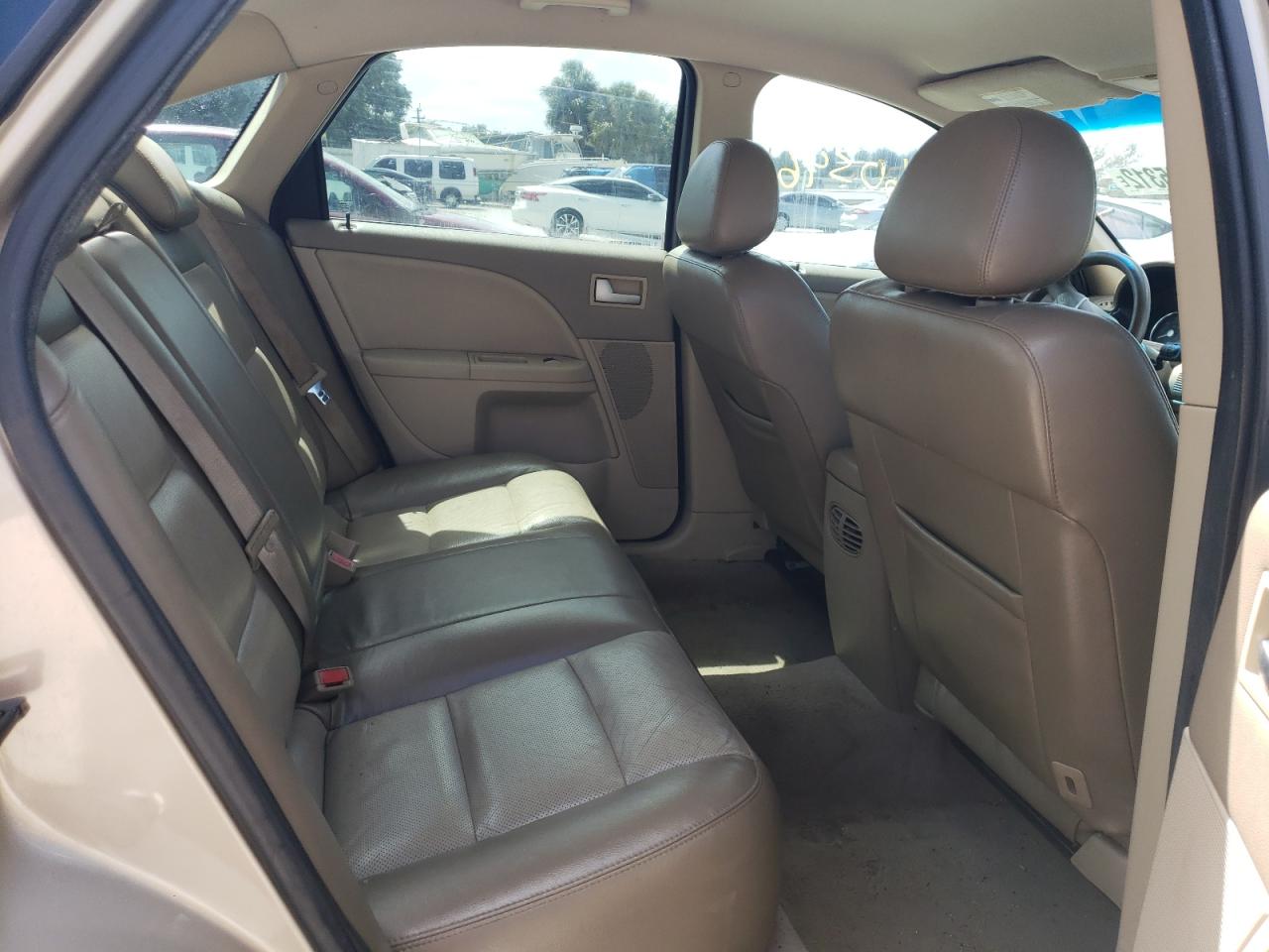 Photo 6 from auction – 2005 MERCURY MONTEGO LU with VIN 1MEFM40125G625558