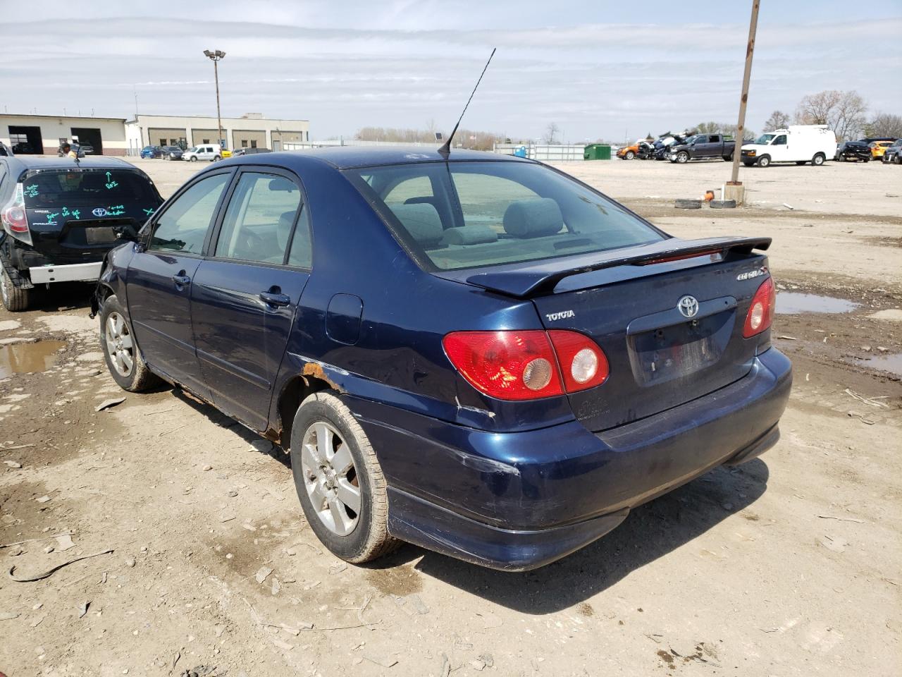Photo 3 from auction – 2005 TOYOTA COROLLA CE with VIN 2T1BR32E05C497394