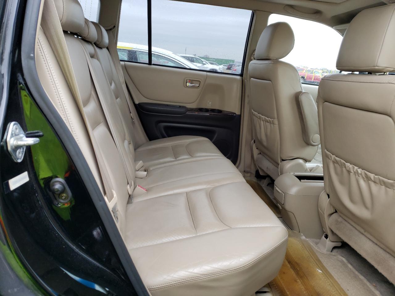 Photo 6 from auction – 2002 TOYOTA HIGHLANDER with VIN JTEHF21A120082047