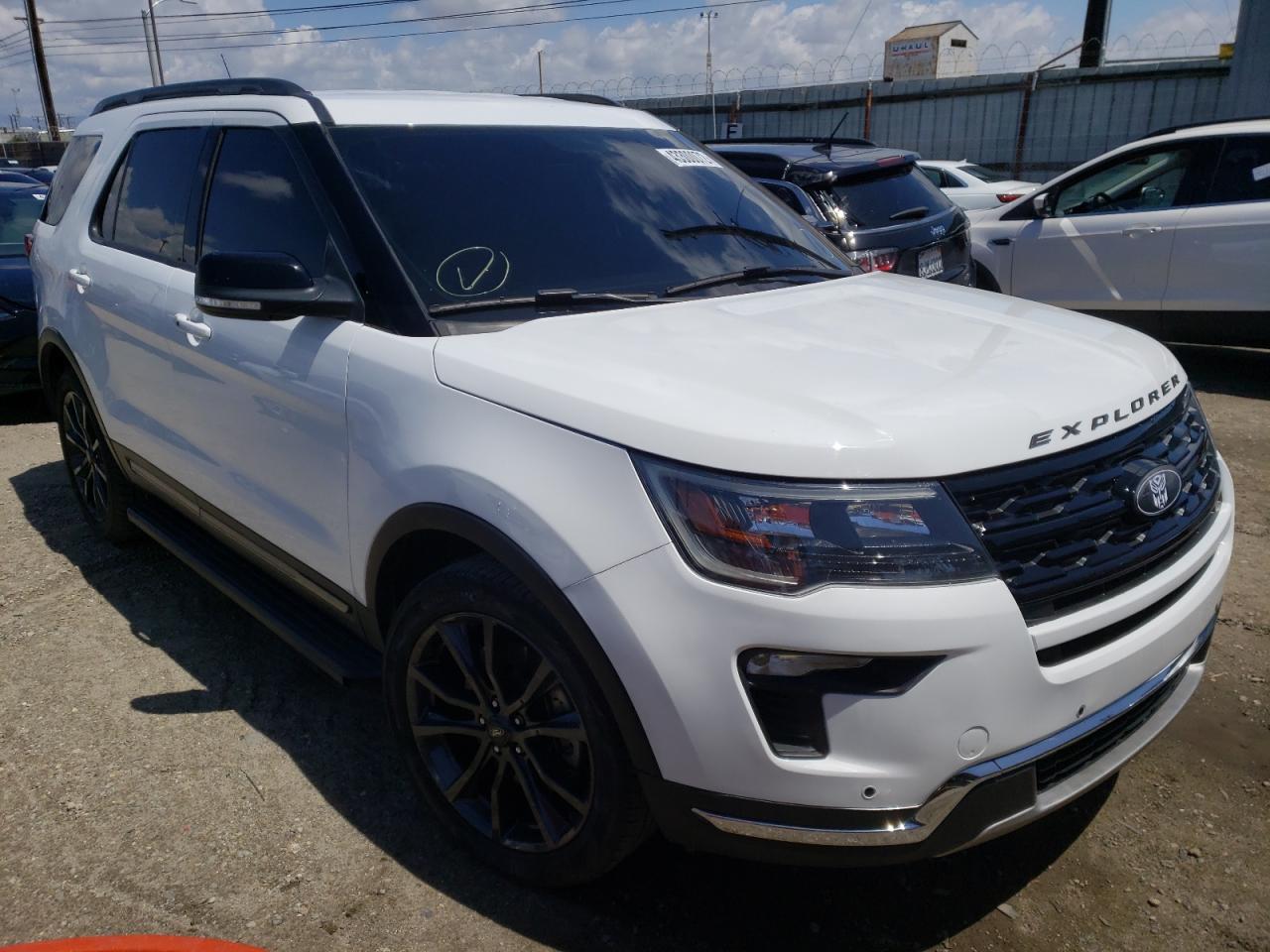 FORD EXPLORER X 2018 مع رقم تعريف المركبة 1FM5K7D87JGA14684 - صورة من المزاد