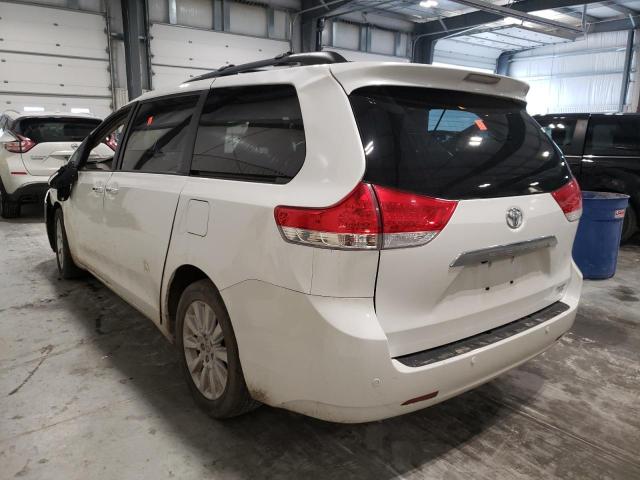 Photo 3 from auction – 2013 TOYOTA SIENNA XLE with VIN 5TDDK3DC9DS064347