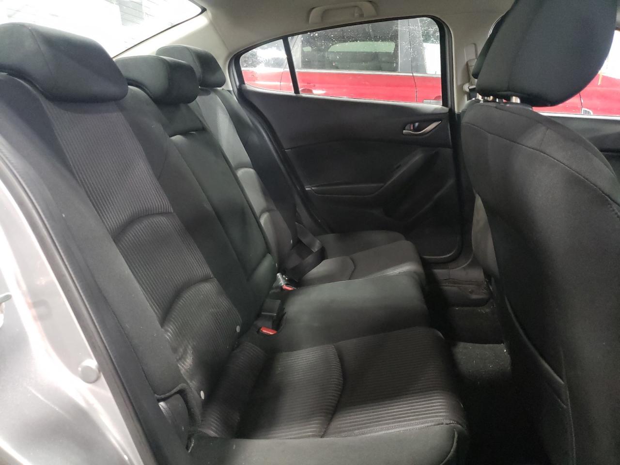 Photo 6 from auction – 2015 MAZDA 3 TOURING with VIN JM1BM1V77F1258978