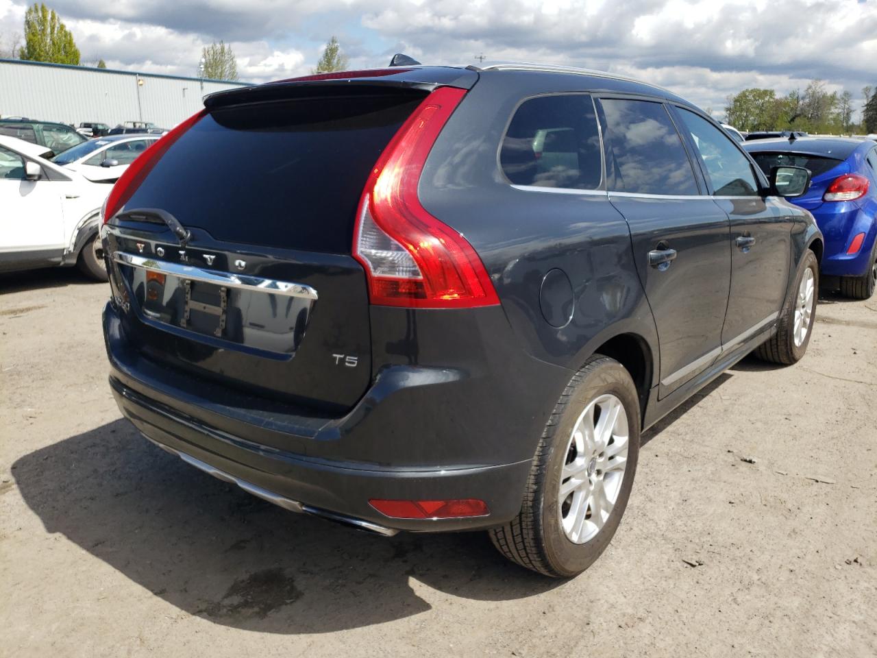 Photo 4 from auction – 2015 VOLVO XC60 T5 PR with VIN YV426MDB5F2588207