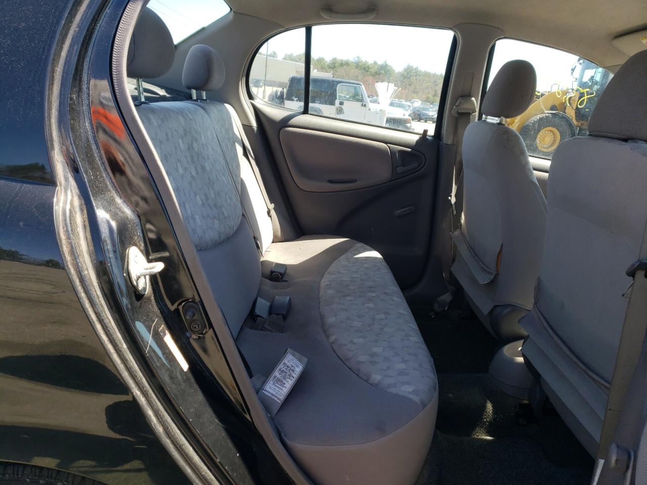Photo 6 from auction – 2002 TOYOTA ECHO with VIN JTDBT123320219938